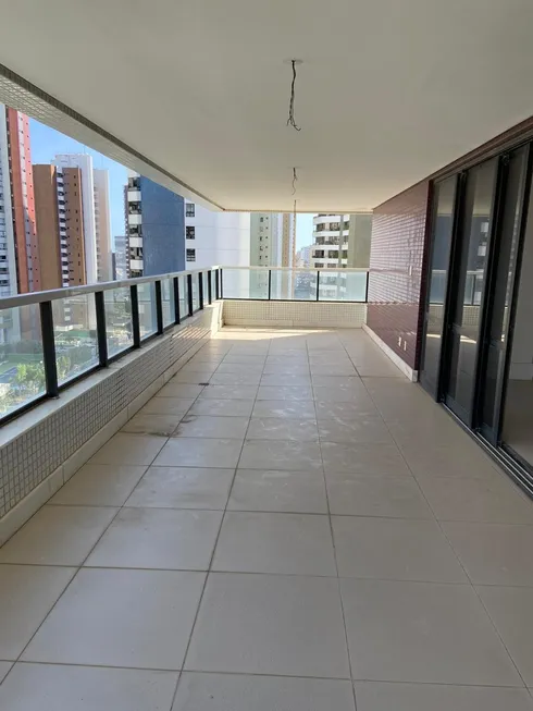 Foto 1 de Apartamento com 4 Quartos à venda, 298m² em Horto Florestal, Salvador