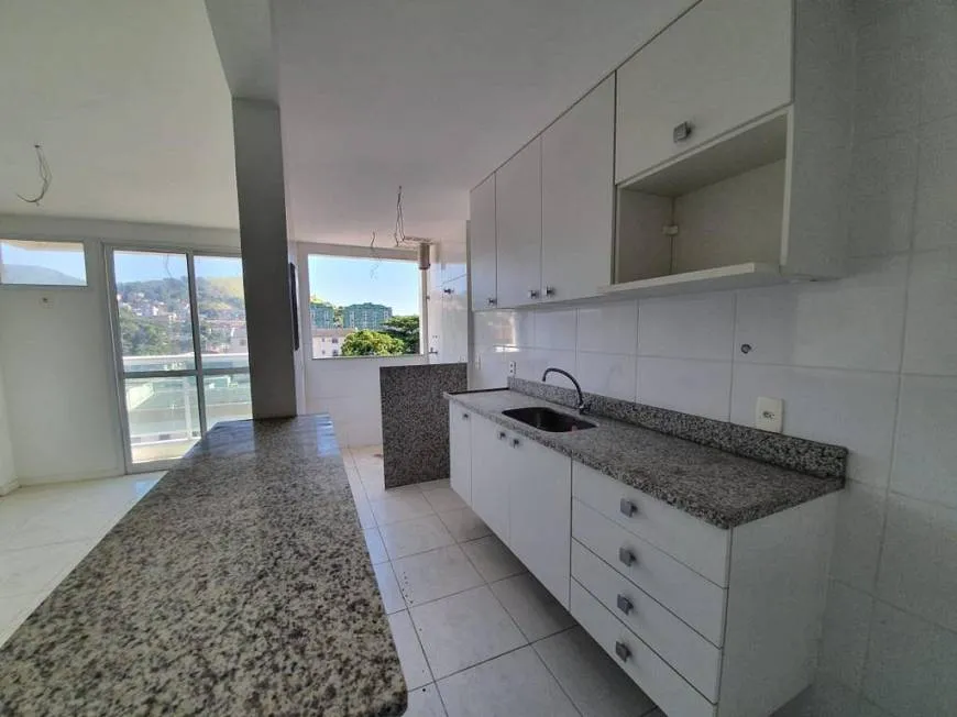 Foto 1 de Apartamento com 2 Quartos à venda, 60m² em Praça Seca, Rio de Janeiro