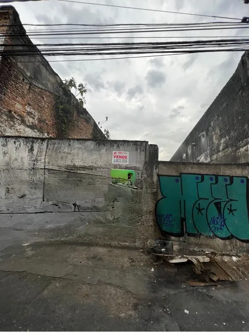 Foto 1 de Lote/Terreno à venda, 399m² em Boqueirão, Santos