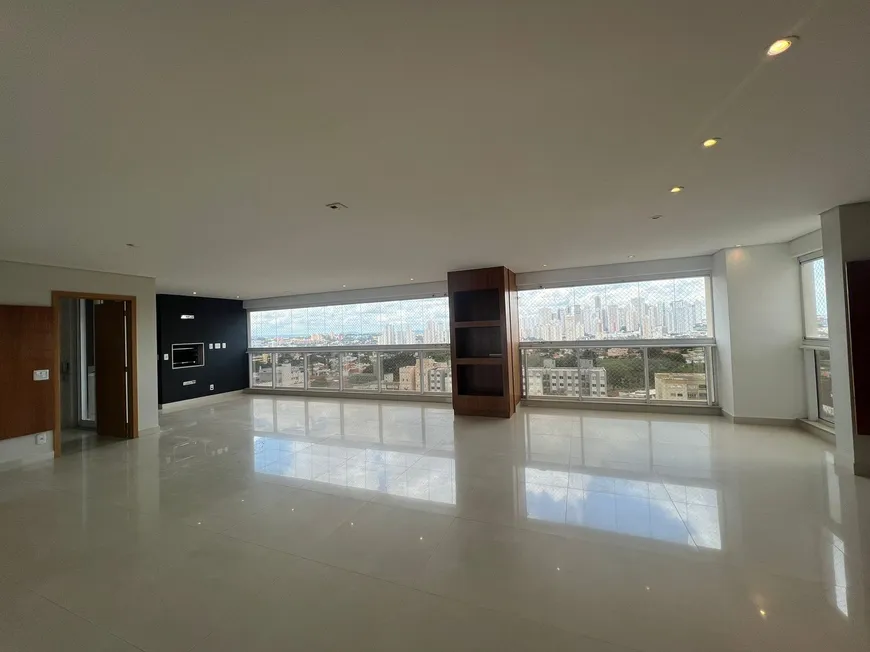 Foto 1 de Apartamento com 4 Quartos à venda, 216m² em Setor Marista, Goiânia