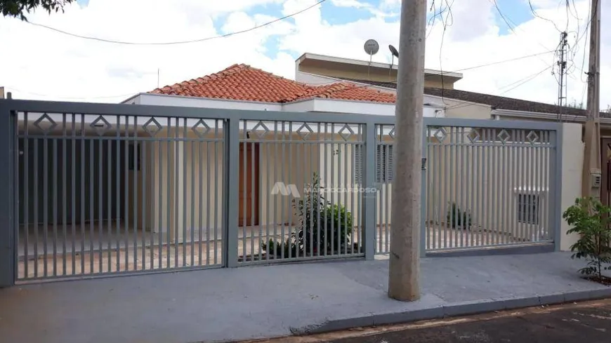 Foto 1 de Casa com 3 Quartos à venda, 180m² em Vila Ipiranga, São José do Rio Preto