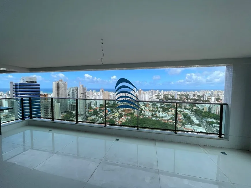 Foto 1 de Apartamento com 4 Quartos à venda, 212m² em Caminho Das Árvores, Salvador