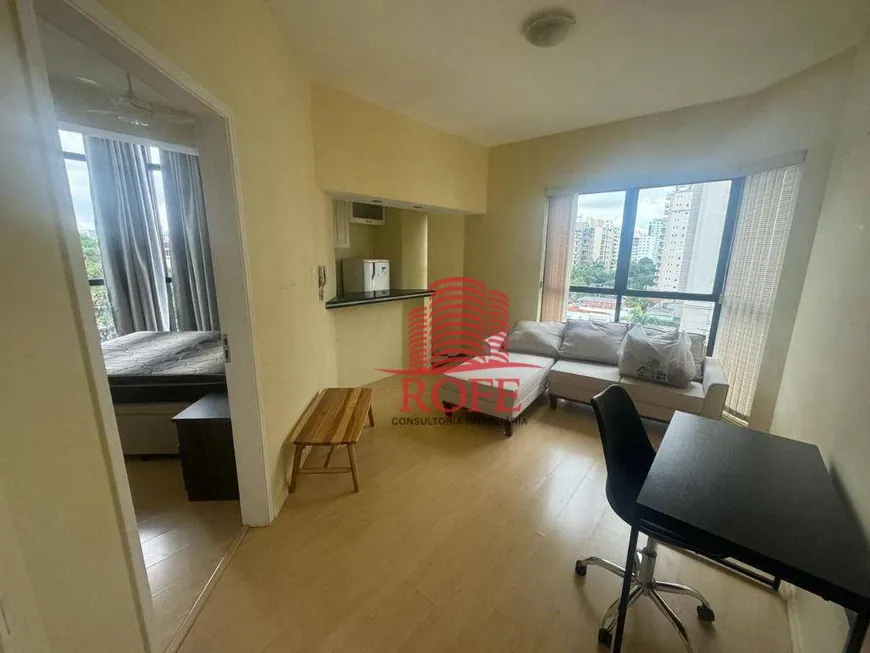 Foto 1 de Apartamento com 1 Quarto para alugar, 35m² em Moema, São Paulo