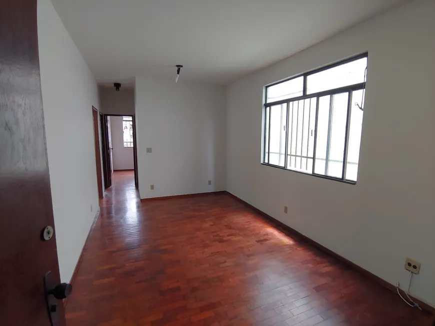 Foto 1 de Apartamento com 2 Quartos para alugar, 80m² em Santa Efigênia, Belo Horizonte