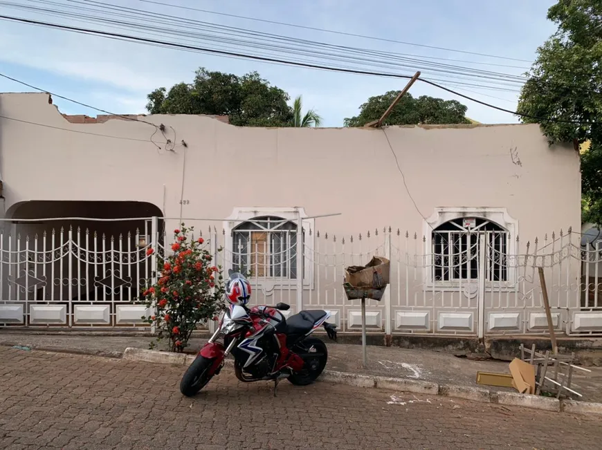 Foto 1 de Casa com 3 Quartos à venda, 360m² em Jardim Ipê, Governador Valadares