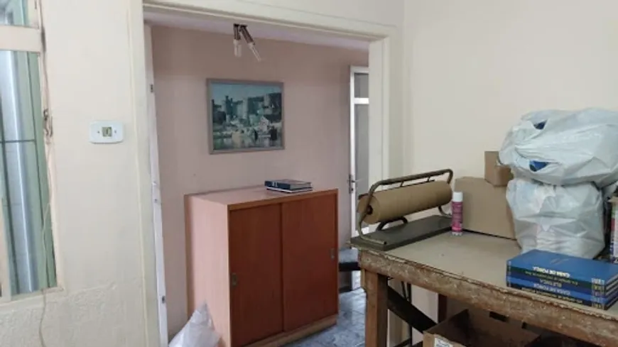 Foto 1 de Casa com 2 Quartos à venda, 78m² em Vila Scarpelli, Santo André