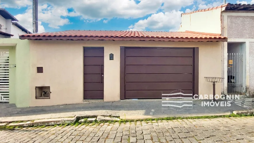 Foto 1 de Casa com 4 Quartos à venda, 279m² em Vila Santos, Caçapava