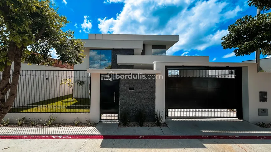 Foto 1 de Casa com 3 Quartos à venda, 195m² em Aquarela Brasil, Sinop