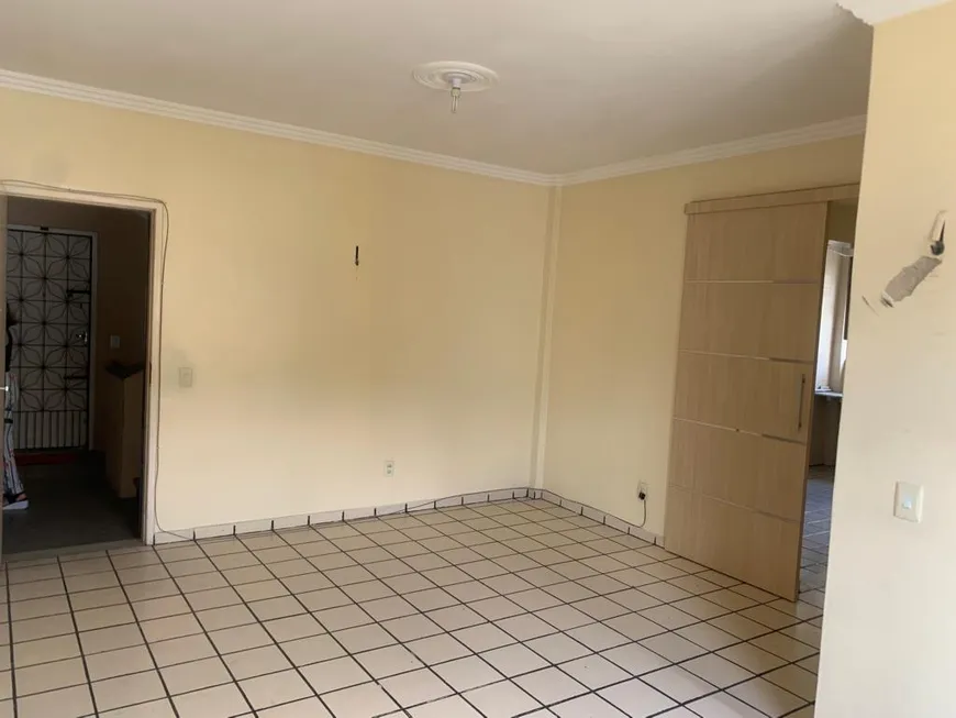 Foto 1 de Apartamento com 2 Quartos à venda, 60m² em Antônio Bezerra, Fortaleza