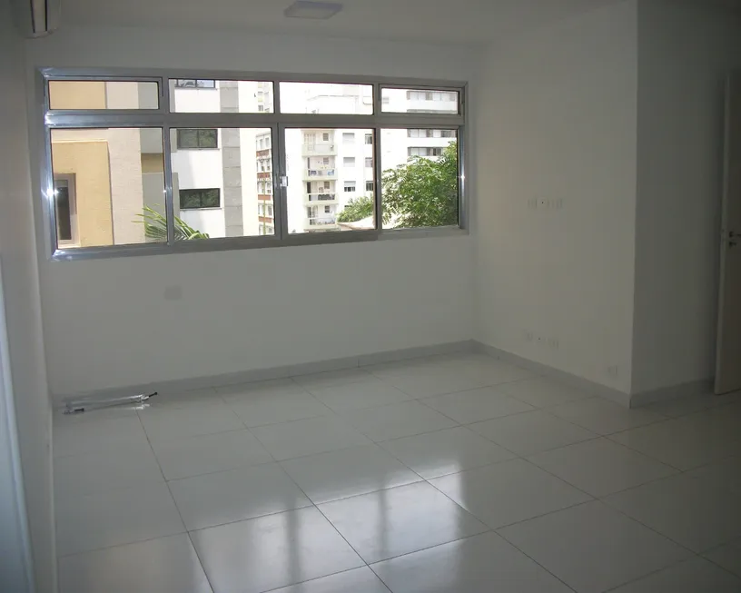 Foto 1 de Apartamento com 2 Quartos para alugar, 90m² em Jardim Paulista, São Paulo