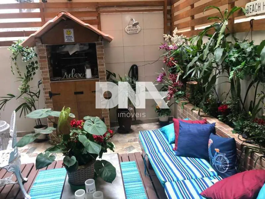 Foto 1 de Apartamento com 2 Quartos à venda, 75m² em Copacabana, Rio de Janeiro