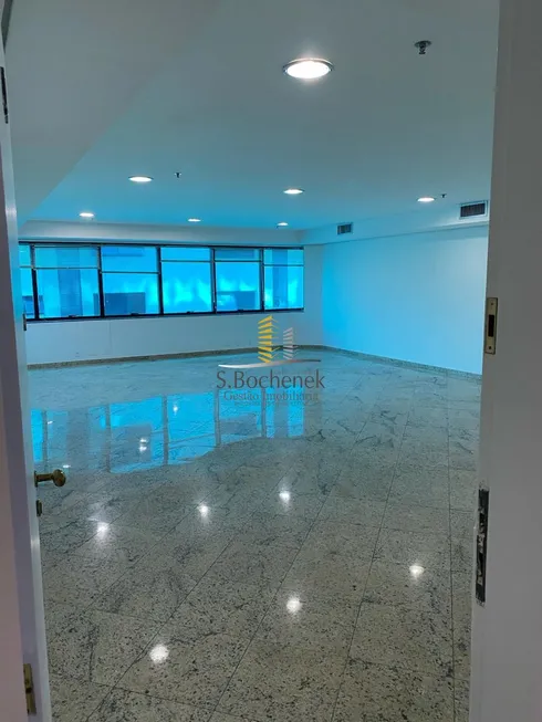 Foto 1 de Sala Comercial com 1 Quarto para alugar, 78m² em Alphaville, Barueri