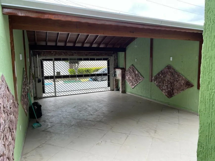 Foto 1 de Casa com 3 Quartos à venda, 258m² em Jardim Cocaia, Guarulhos