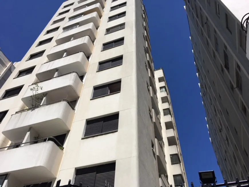 Foto 1 de Apartamento com 2 Quartos à venda, 68m² em Liberdade, São Paulo