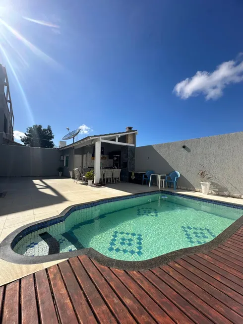 Foto 1 de Casa com 4 Quartos à venda, 285m² em Portinho, Cabo Frio