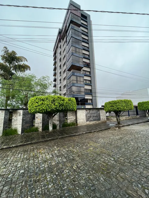 Foto 1 de Apartamento com 3 Quartos à venda, 230m² em Alto Branco, Campina Grande