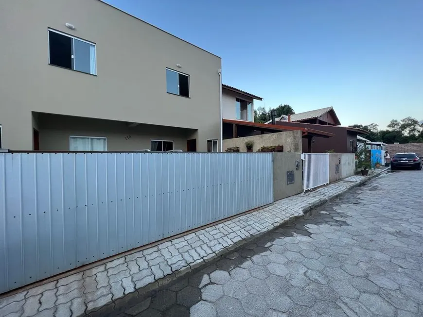 Foto 1 de Sobrado com 2 Quartos à venda, 68m² em São João do Rio Vermelho, Florianópolis