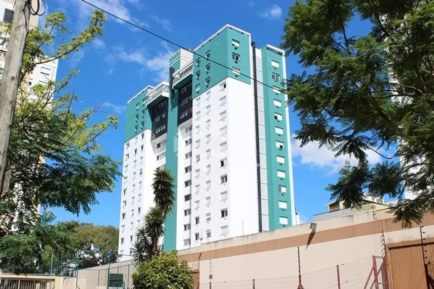 Foto 1 de Apartamento com 3 Quartos à venda, 120m² em Passo da Areia, Porto Alegre