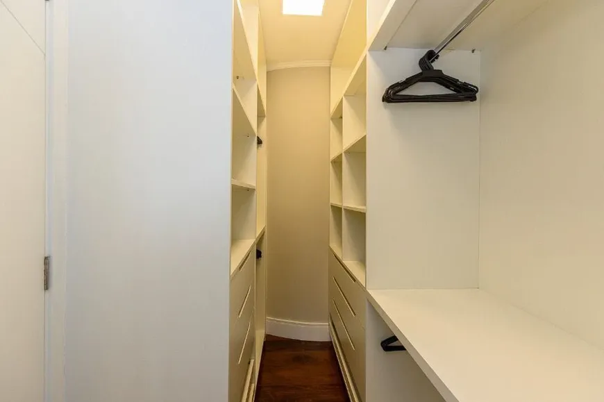 Foto 1 de Apartamento com 2 Quartos à venda, 75m² em Itaim Bibi, São Paulo