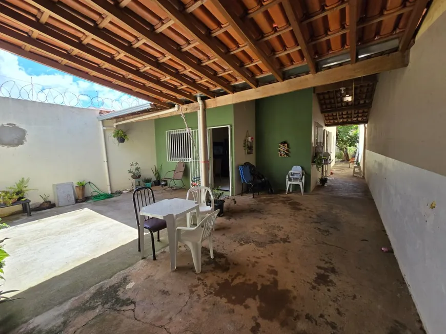 Foto 1 de Casa com 3 Quartos à venda, 120m² em Independência, Montes Claros