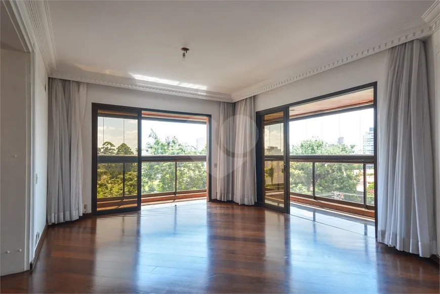 Foto 1 de Apartamento com 4 Quartos à venda, 236m² em Paraíso, São Paulo