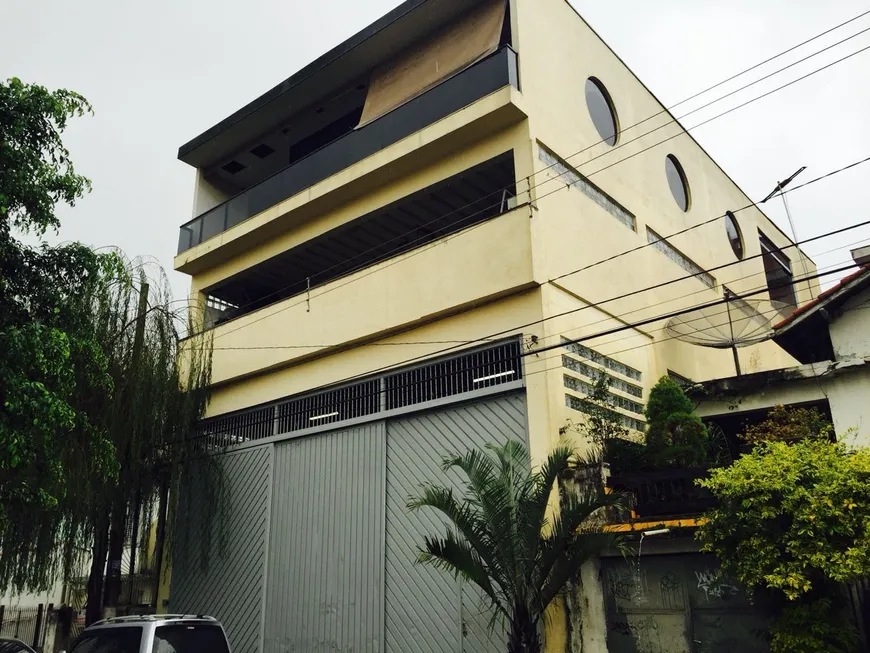 Foto 1 de com 1 Quarto para venda ou aluguel, 750m² em Vila Amália, São Paulo