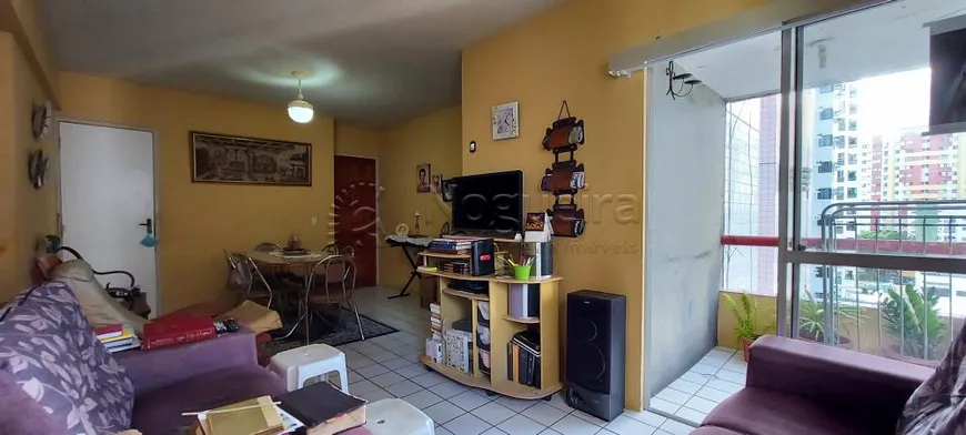 Foto 1 de Apartamento com 3 Quartos à venda, 69m² em Boa Viagem, Recife