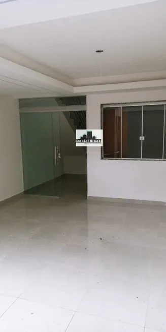 Foto 1 de Casa com 3 Quartos à venda, 77m² em Liberdade, Santa Luzia