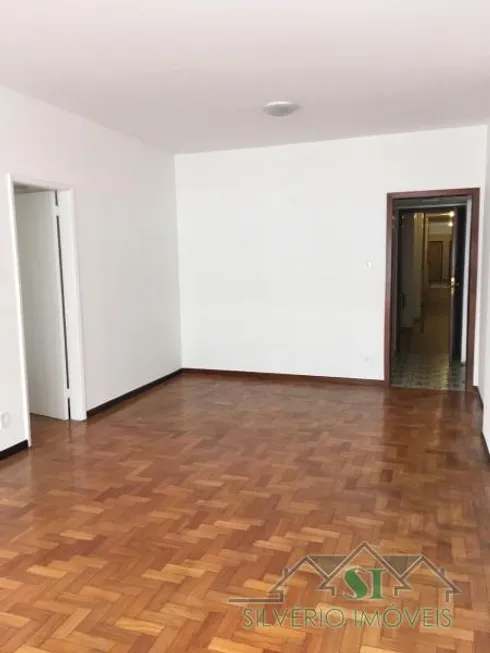 Foto 1 de Apartamento com 3 Quartos à venda, 120m² em Centro, Petrópolis