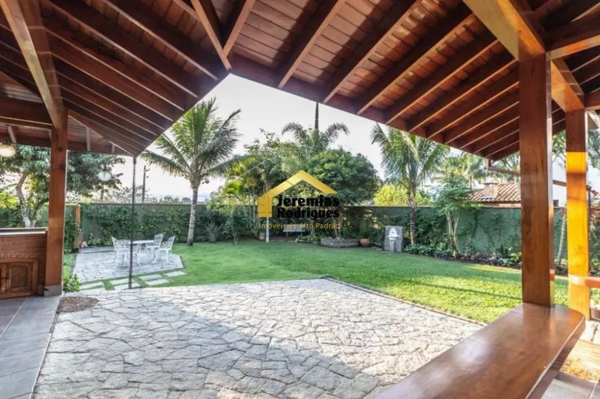 Foto 1 de Casa de Condomínio com 5 Quartos à venda, 259m² em Condominio Residencial Colonial Village II, Pindamonhangaba