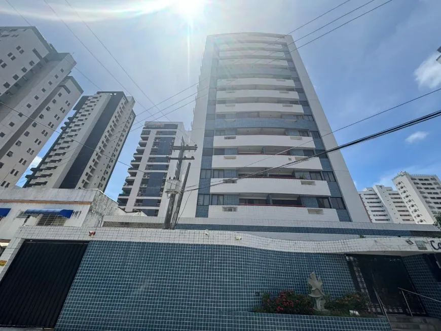 Foto 1 de Apartamento com 3 Quartos à venda, 75m² em Boa Viagem, Recife