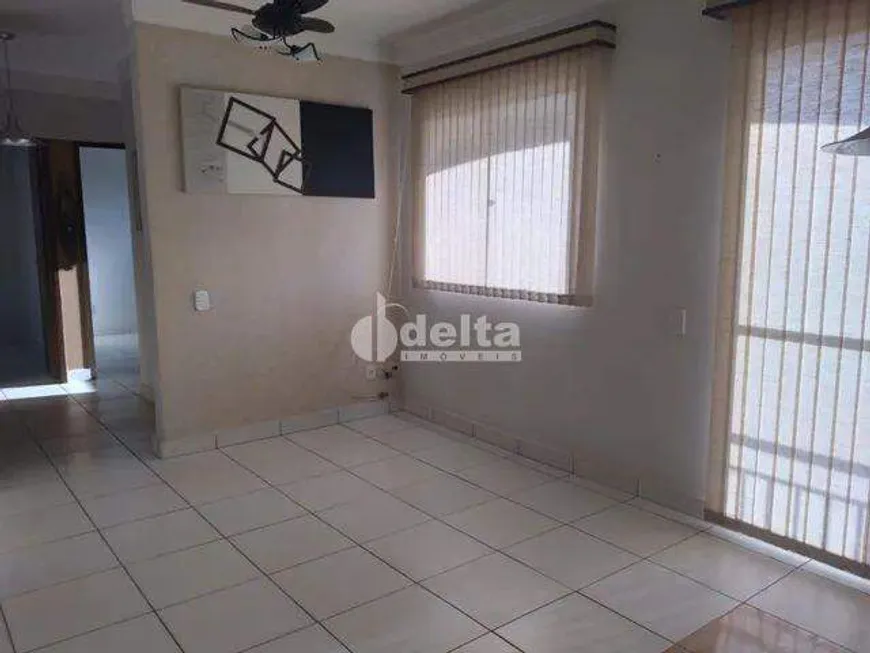 Foto 1 de Apartamento com 3 Quartos à venda, 75m² em Santa Mônica, Uberlândia