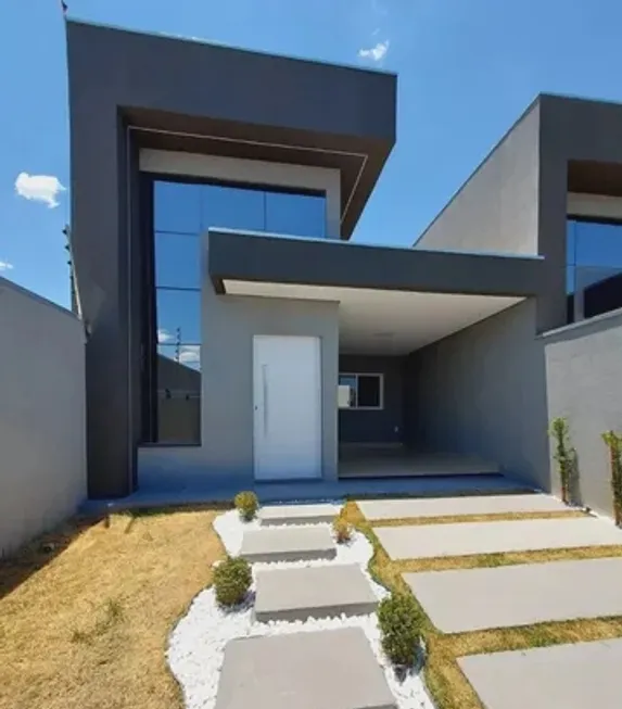 Foto 1 de Casa com 3 Quartos à venda, 100m² em Jardim Shangri La, Cuiabá