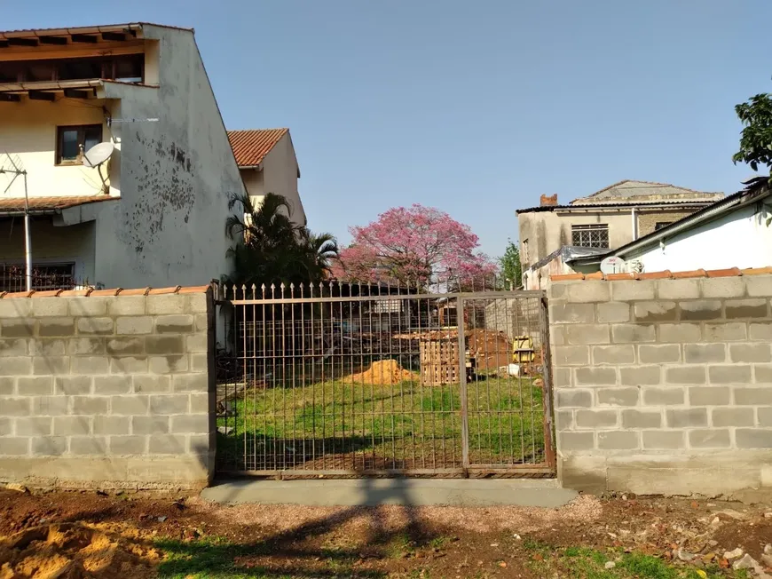 Foto 1 de Lote/Terreno à venda, 320m² em Bom Jesus, Porto Alegre