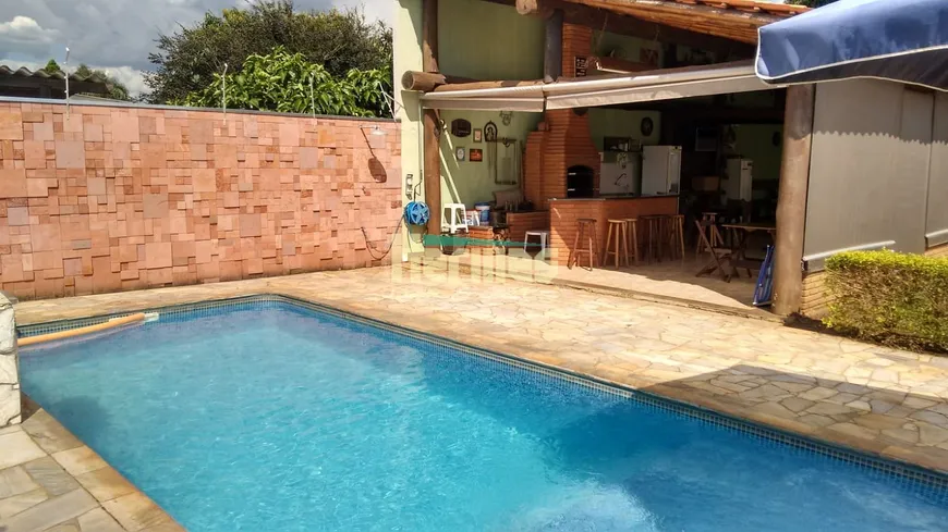 Foto 1 de Fazenda/Sítio com 3 Quartos à venda, 220m² em Chacara Recreio Alvorada, Hortolândia