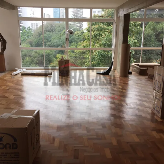 Foto 1 de Apartamento com 3 Quartos à venda, 280m² em Higienópolis, São Paulo