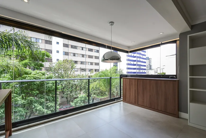 Foto 1 de Apartamento com 2 Quartos à venda, 90m² em Sumaré, São Paulo