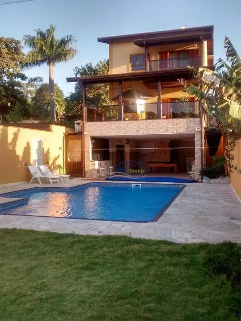 Foto 1 de Casa de Condomínio com 3 Quartos à venda, 460m² em Jardim Colibri, Cotia