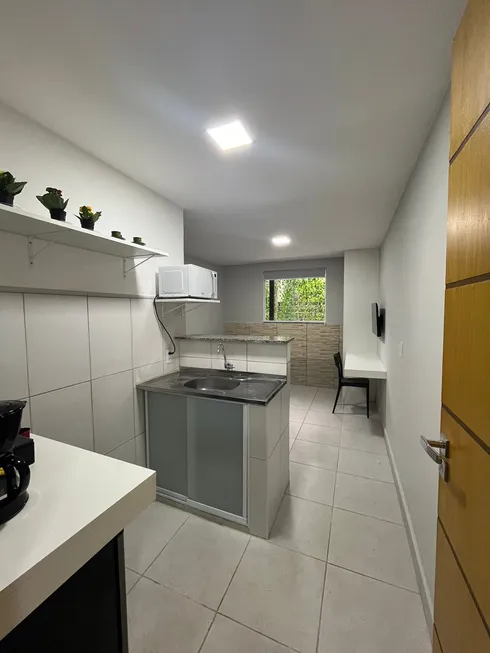 Foto 1 de Kitnet com 1 Quarto para alugar, 25m² em Bingen, Petrópolis