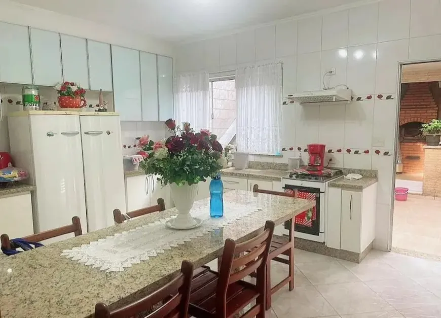 Foto 1 de Casa com 3 Quartos à venda, 180m² em Vila Prudente, São Paulo