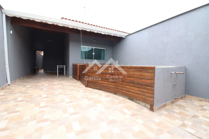 Foto 1 de Casa com 2 Quartos à venda, 89m² em Nova Peruíbe, Peruíbe