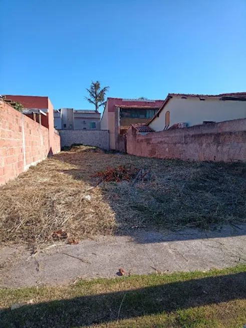 Foto 1 de Lote/Terreno à venda, 225m² em Itaipu, Niterói