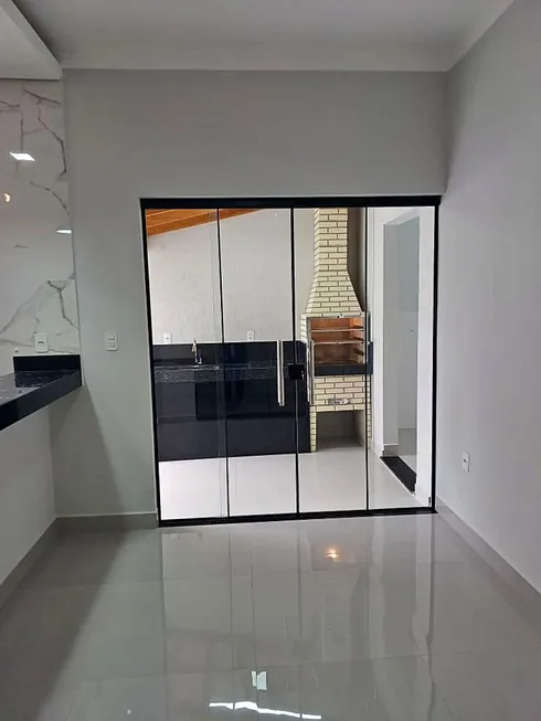 Foto 1 de Casa com 3 Quartos à venda, 140m² em Vianelo, Jundiaí