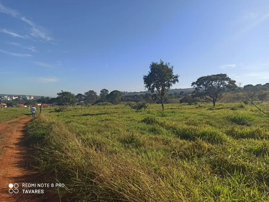 Foto 1 de Fazenda/Sítio à venda, 20000m² em Centro, Jaboticatubas