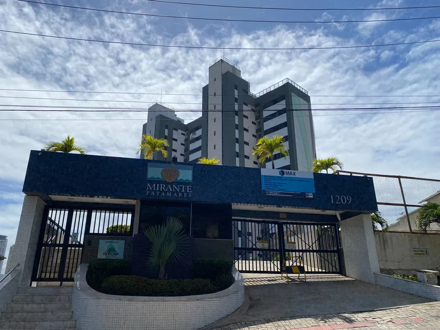 Foto 1 de Apartamento com 4 Quartos à venda, 126m² em Patamares, Salvador