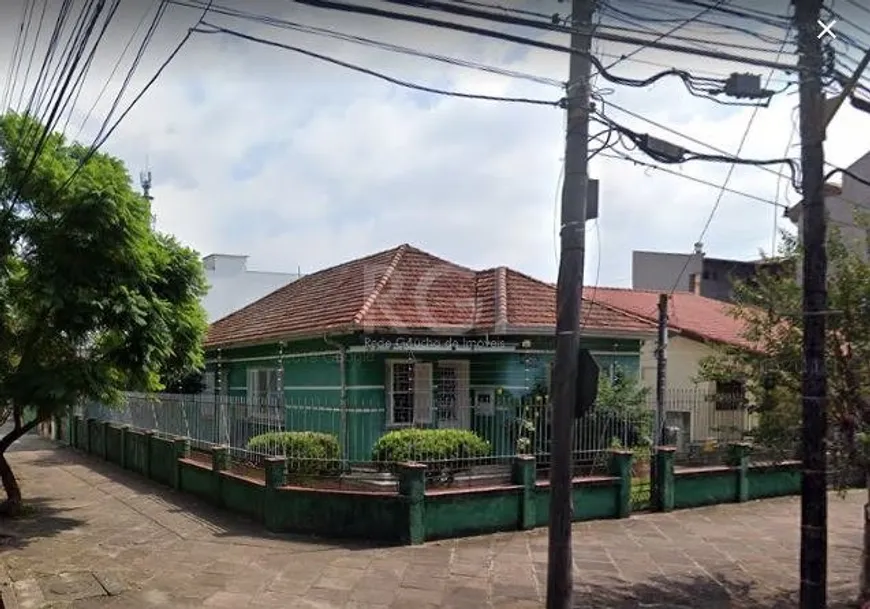 Foto 1 de Casa com 3 Quartos à venda, 199m² em São Geraldo, Porto Alegre