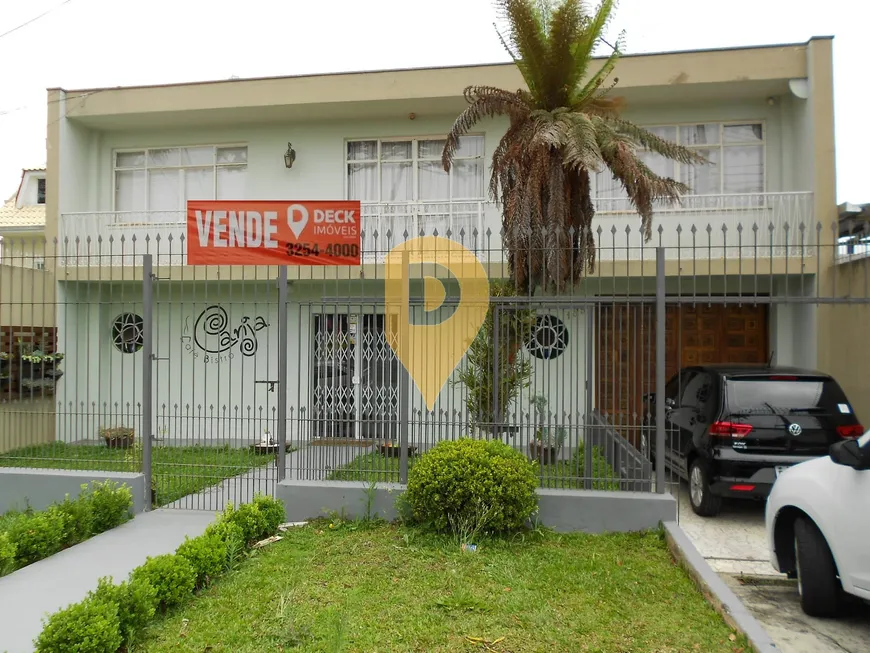Foto 1 de Casa com 4 Quartos à venda, 260m² em Santa Cândida, Curitiba
