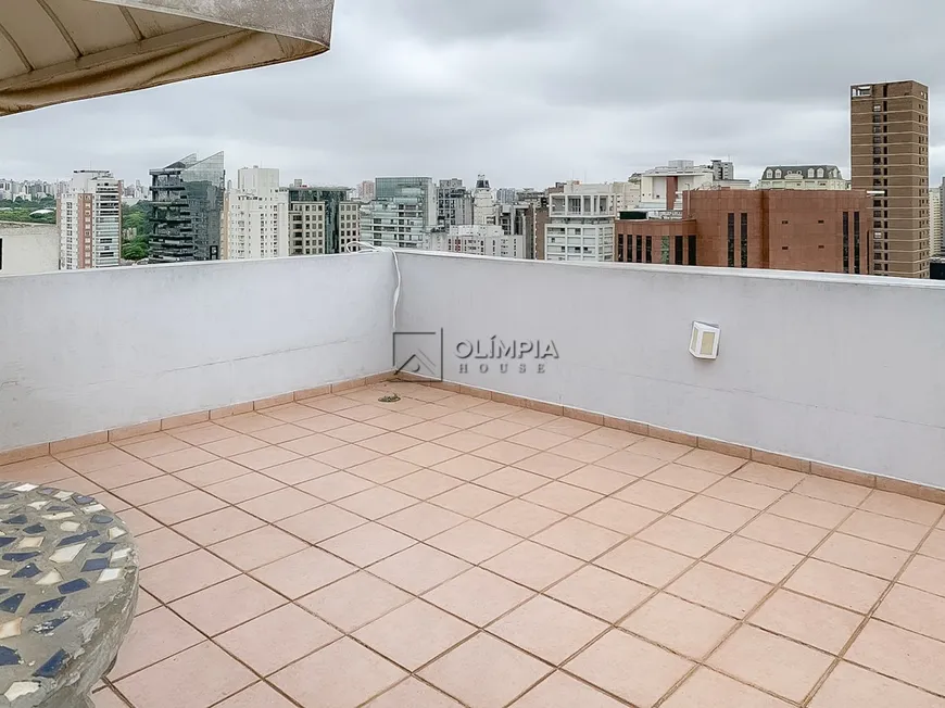 Foto 1 de Cobertura com 2 Quartos à venda, 150m² em Itaim Bibi, São Paulo