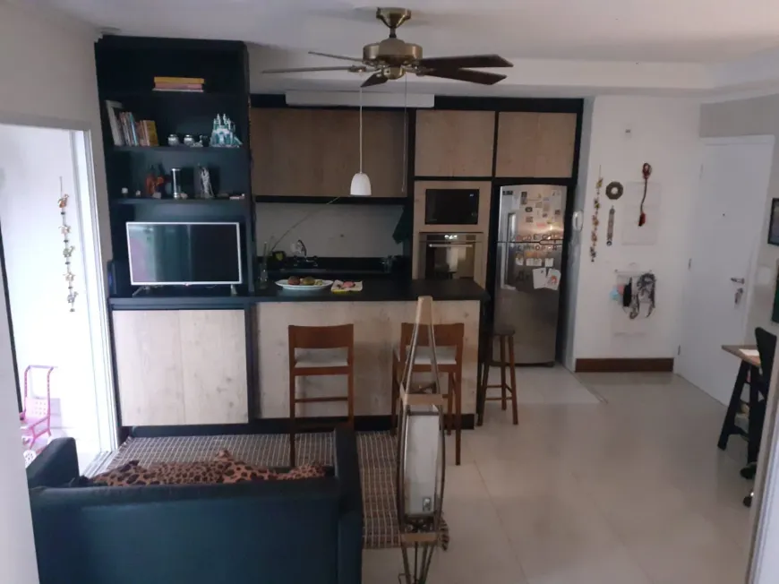 Foto 1 de Apartamento com 1 Quarto para alugar, 50m² em Campo Belo, São Paulo