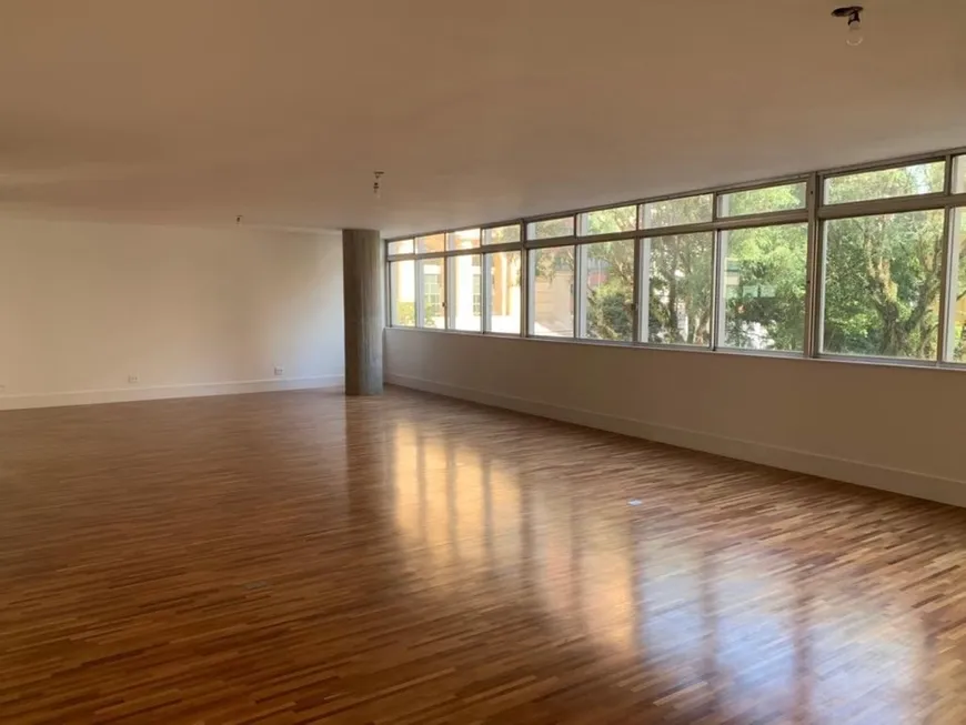 Foto 1 de Apartamento com 3 Quartos à venda, 341m² em Santa Cecília, São Paulo